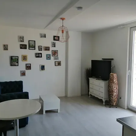 Shadock's House Apartment *